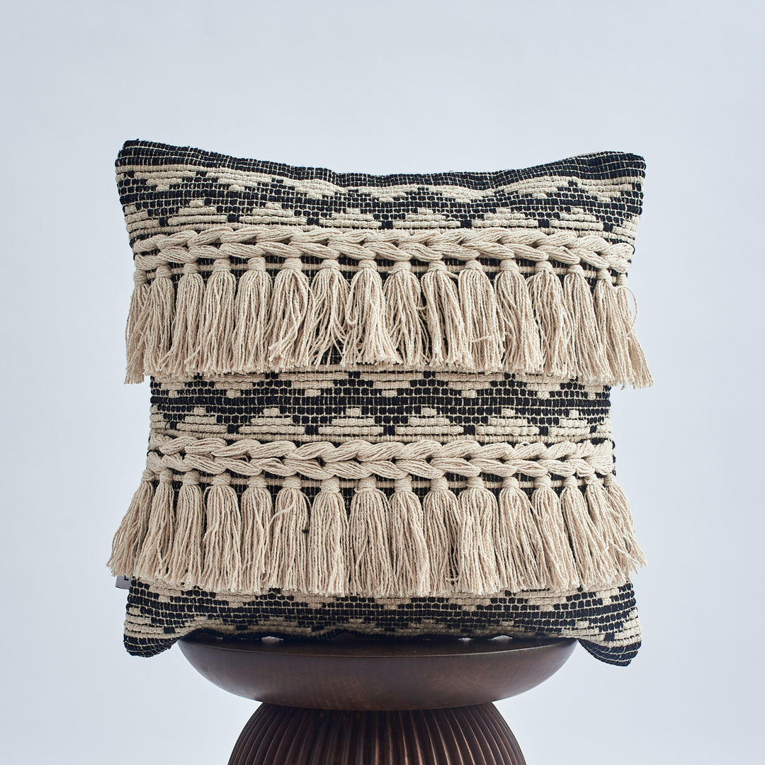 "Braids" - 40x40 Cushion