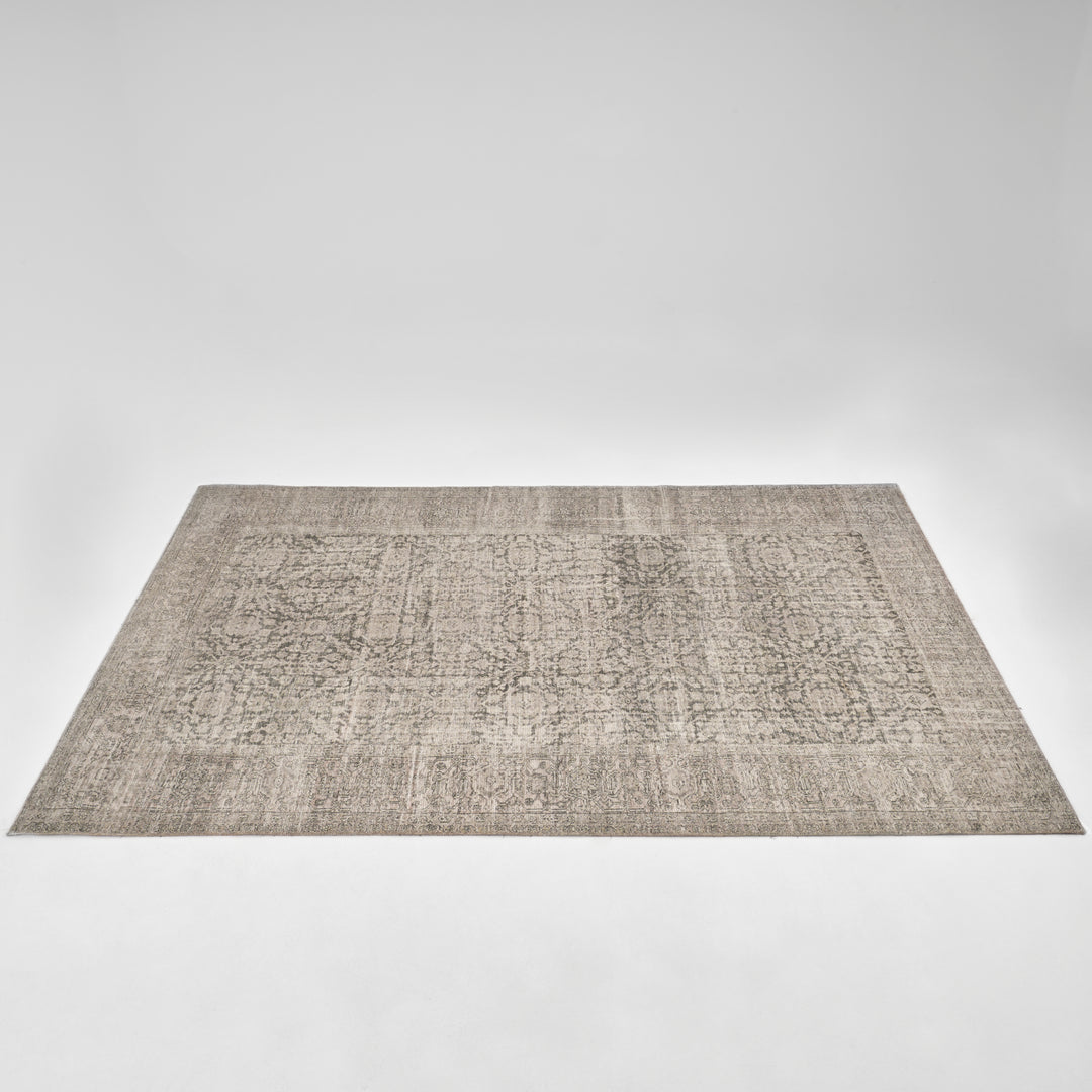 "Vintage Charm" - Rug