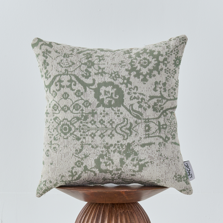 "Classic" - 40x40 Cushion