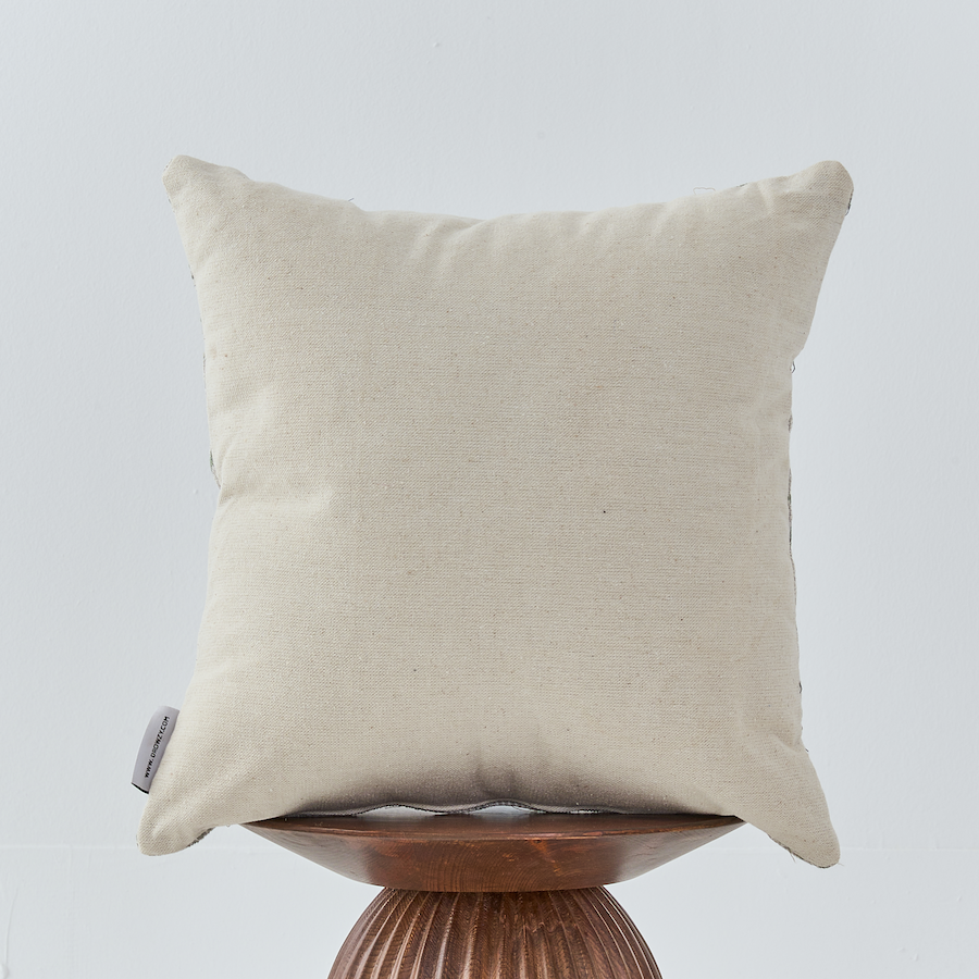 "Botan" - 40x40 Cushion