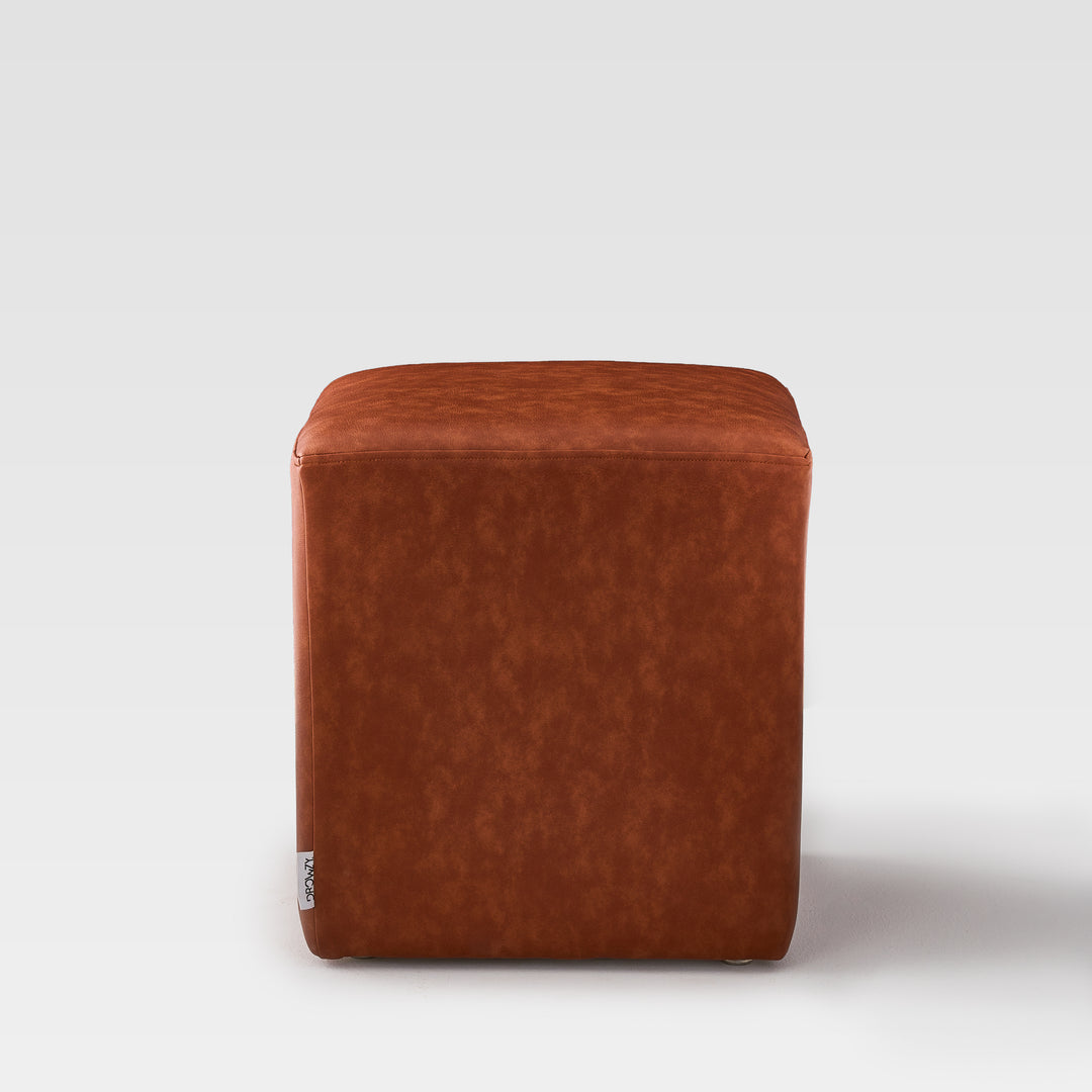 "QB" - Pouffe