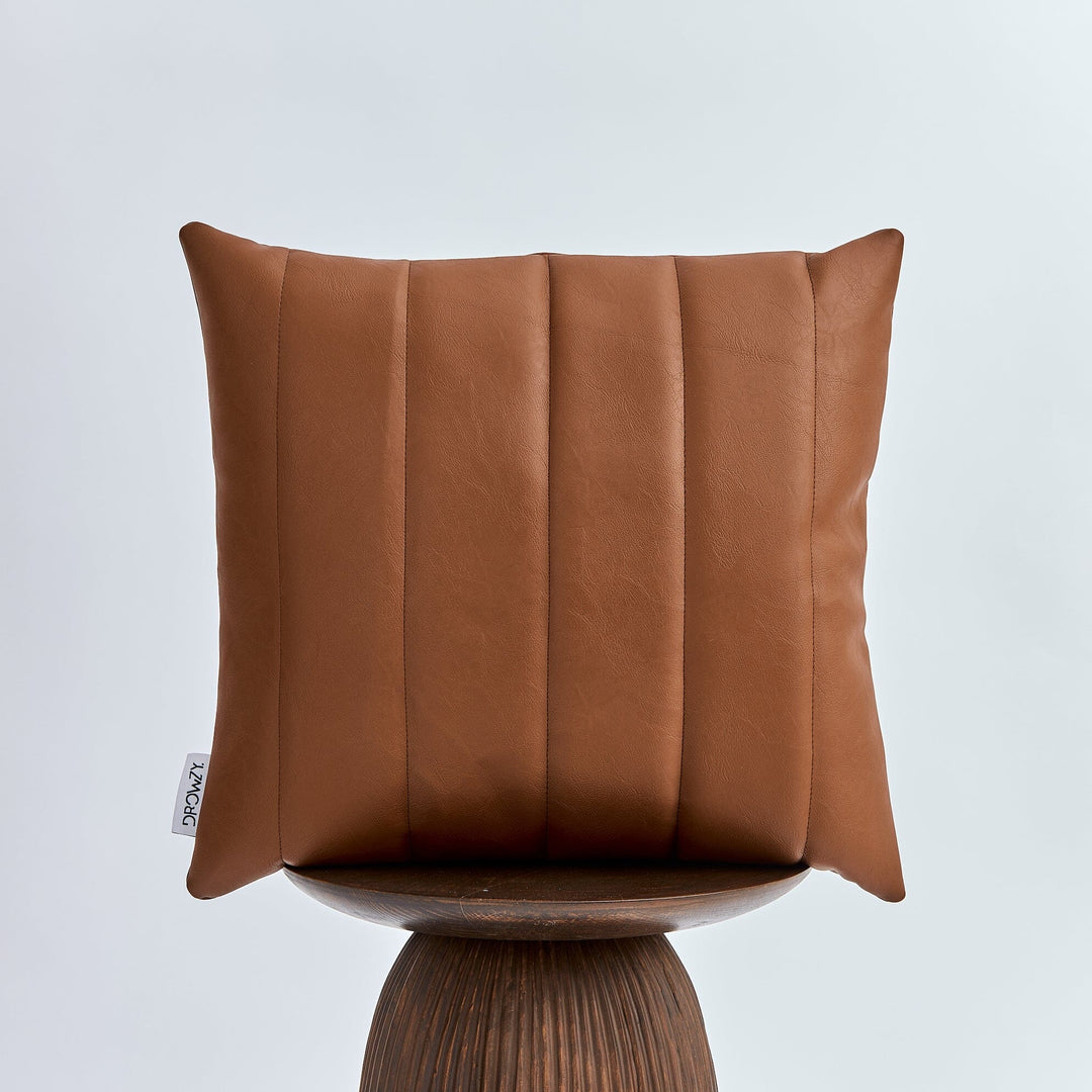 "Puffer" - 40x40 Leather Cushion
