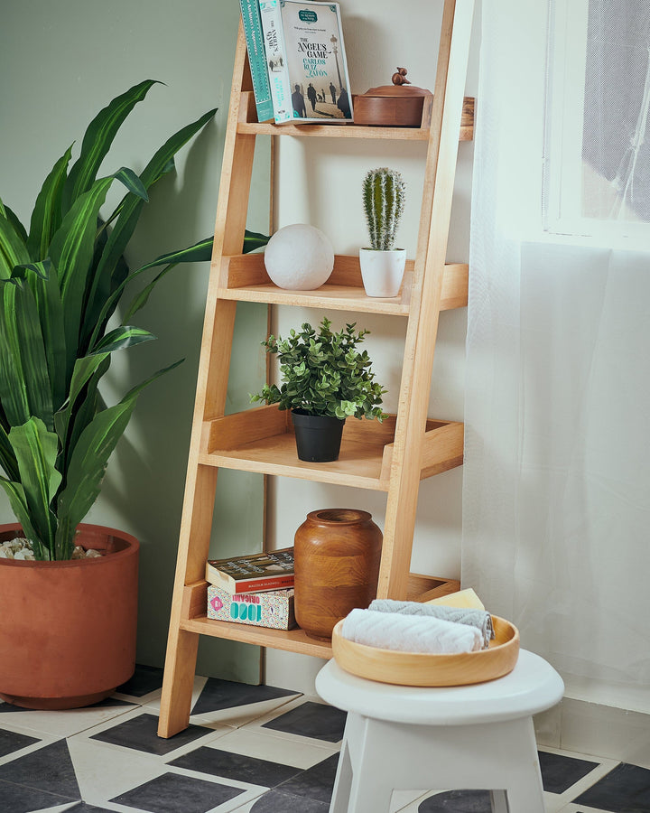 "Leaning-L" - Shelving Unit